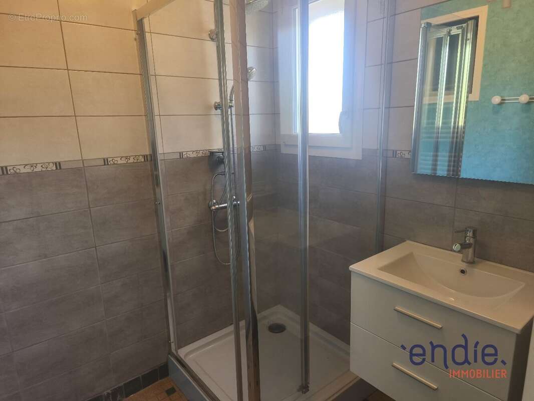 VENTE d'un ensemble immobilier à COSNE D'ALLIER - photo 4
