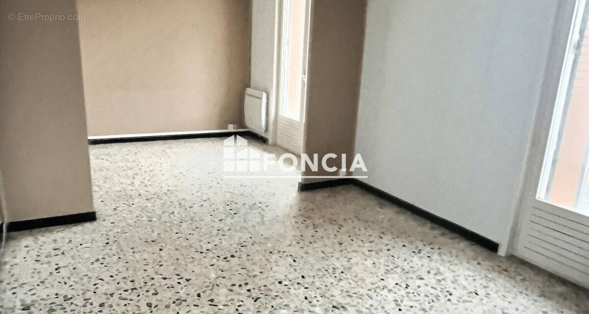Appartement à SABLONS