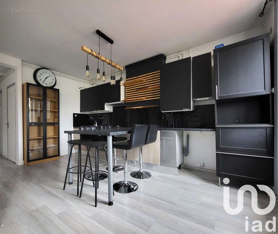 Photo 3 - Appartement à SAINT-ETIENNE