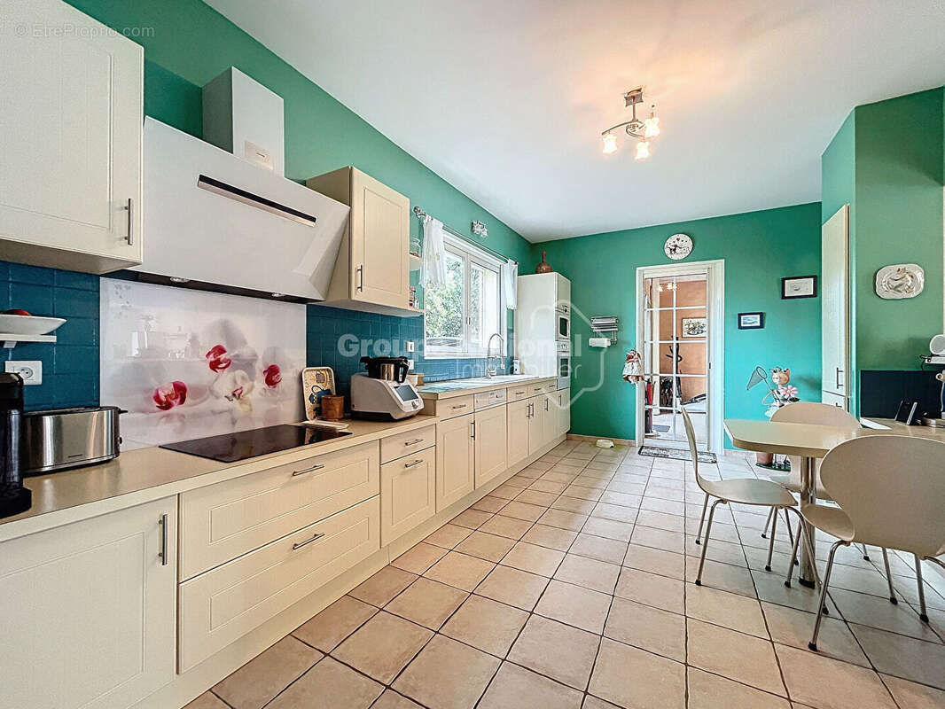 Maison à SAINT-RESTITUT