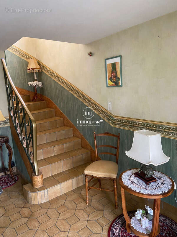 Maison 120 m² à Le Palais-Sur-Vienne  - photo 9