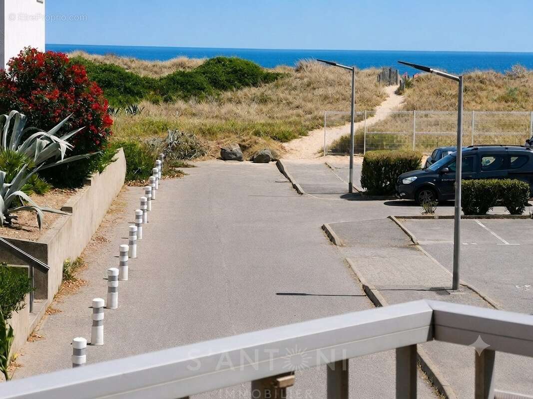 Appartement T3, terrasse vue mer, accès direct plage. - photo 2