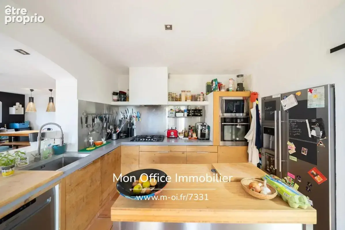 Référence : 7331-PAN - Maison 5 pièces de 130 m² avec piscine à Puyricard - photo 10