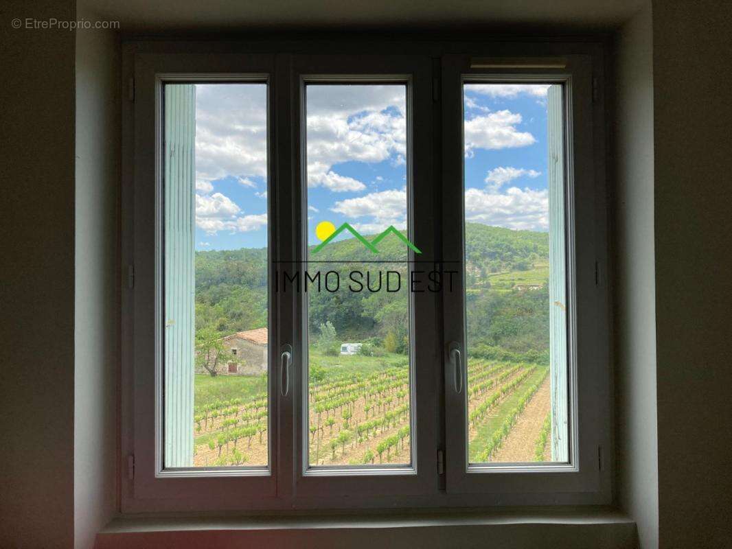 Maison à ROCHECOLOMBE