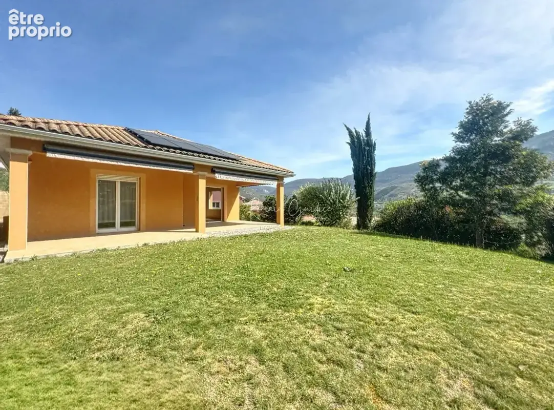 Villa f5 148 m2 avec ascenseur sur terrain de 1014 m2 - photo 2