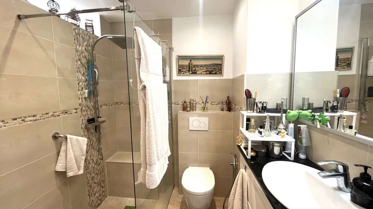 Appartement à LE CANNET