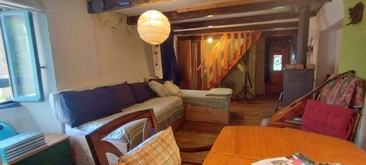 Maison à NONIERES