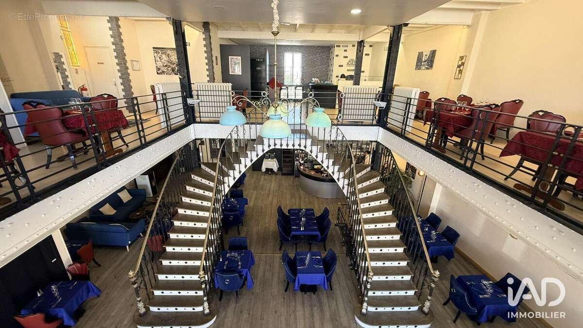 Photo 3 - Commerce à VOUZIERS