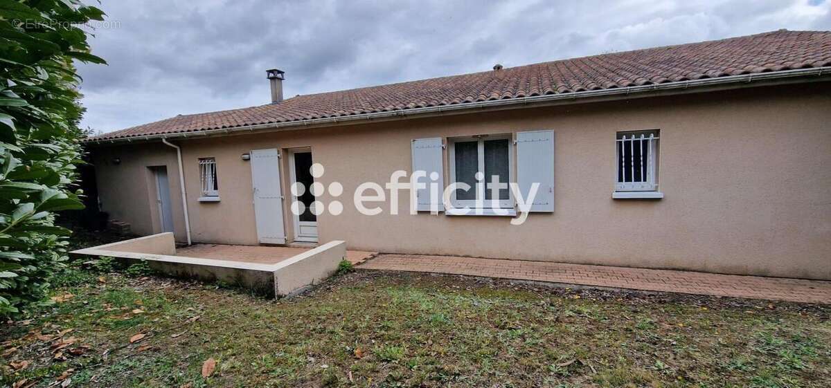 Maison à GOND-PONTOUVRE