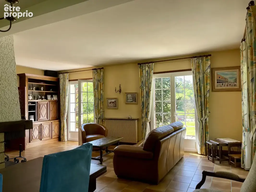 Maison familiale 5 chambres avec dépendance - photo 14