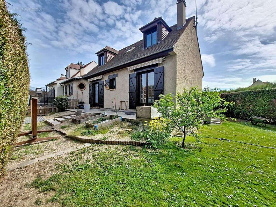 Gasny commerces et ecoles sur place - photo 9