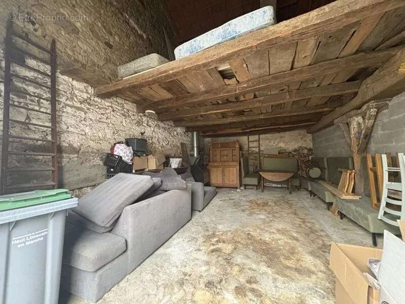 Maison à LE DORAT