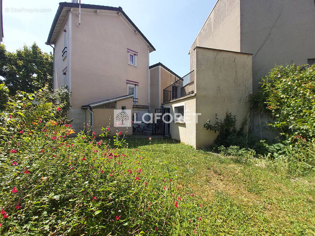 Maison à VILLEMOMBLE