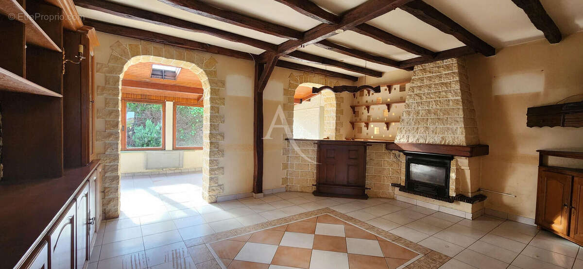 Maison à VIVONNE