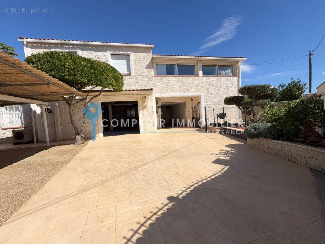 Maison à MARIGNANE