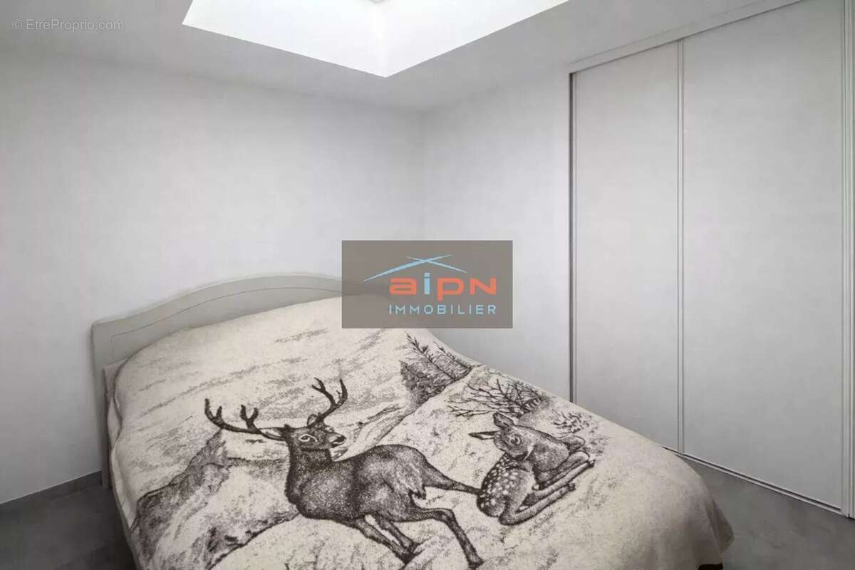 Maison à SAINT-ETIENNE-DU-ROUVRAY