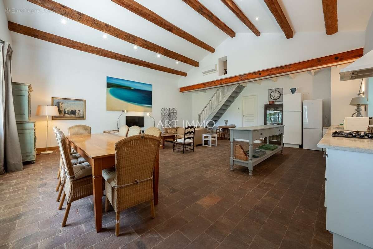 Maison à SARRIANS