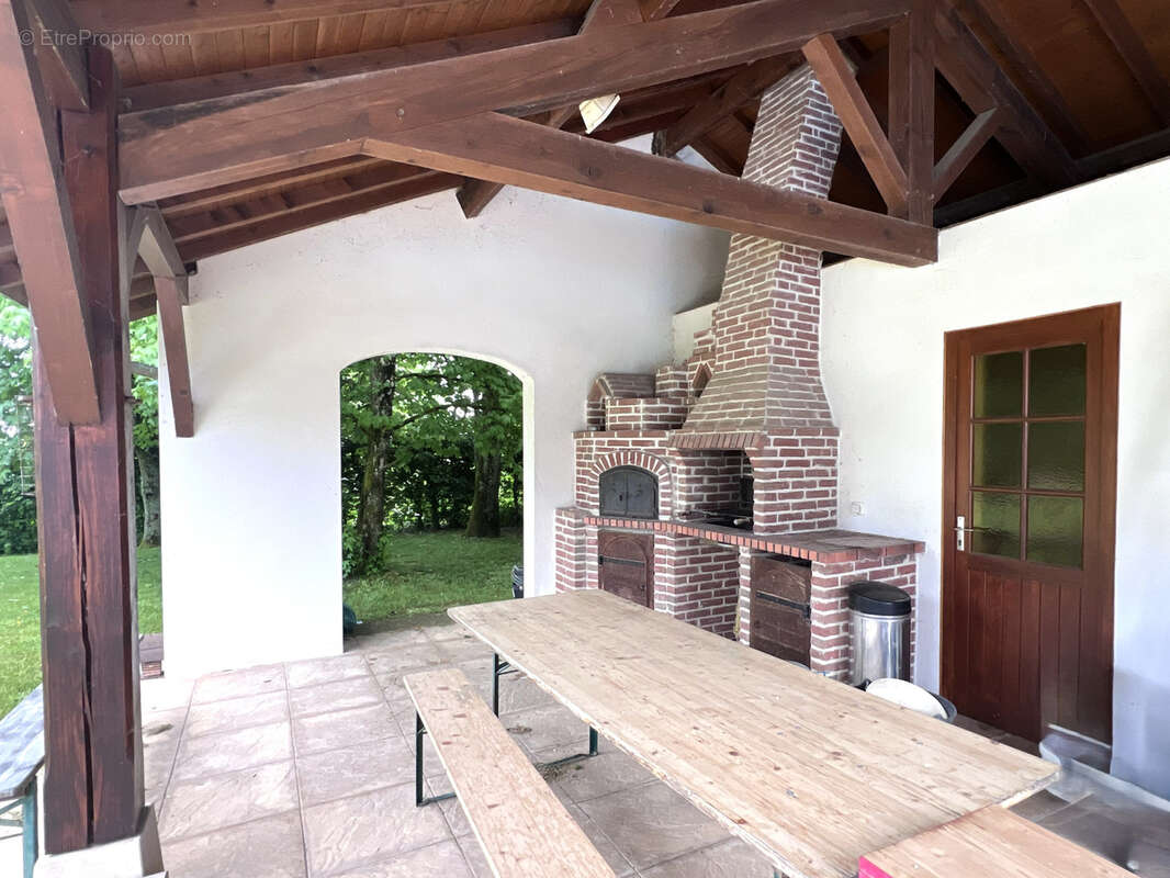 Maison à SAINT-JULIEN-SUR-VEYLE