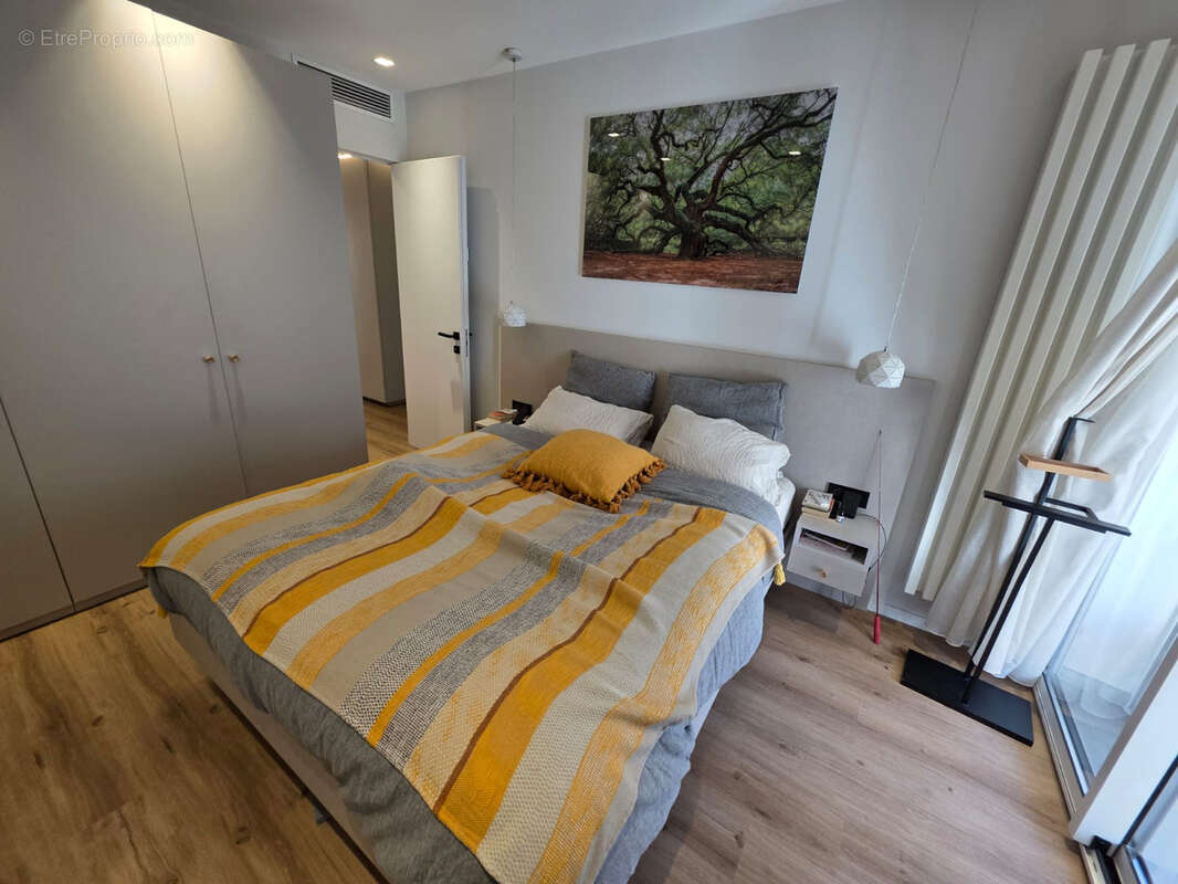 Appartement à BEAUSOLEIL