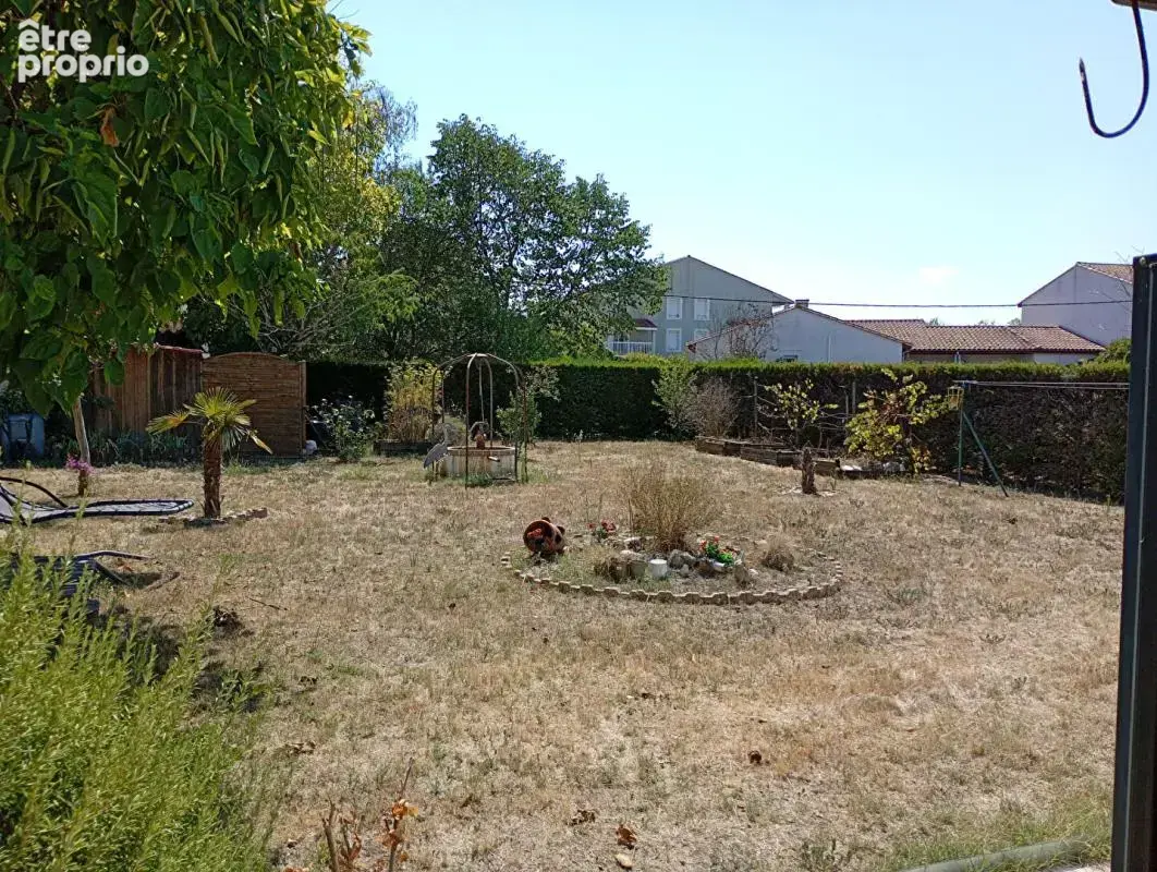 Maison plain-pied de 145M² sur un terrain de 1000M² + garage + dépendance - photo 13