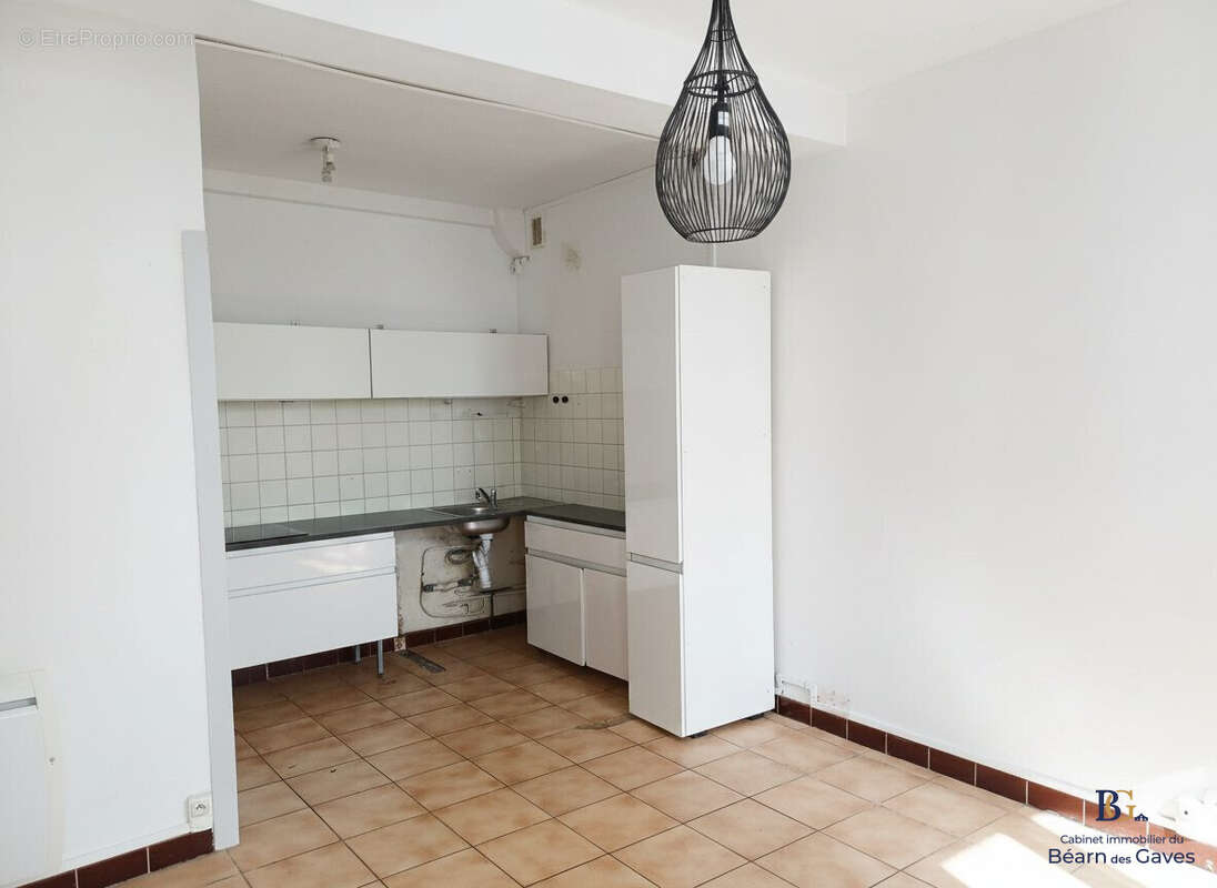 Maison 69 m² à Salies-De-Bearn  - photo 2