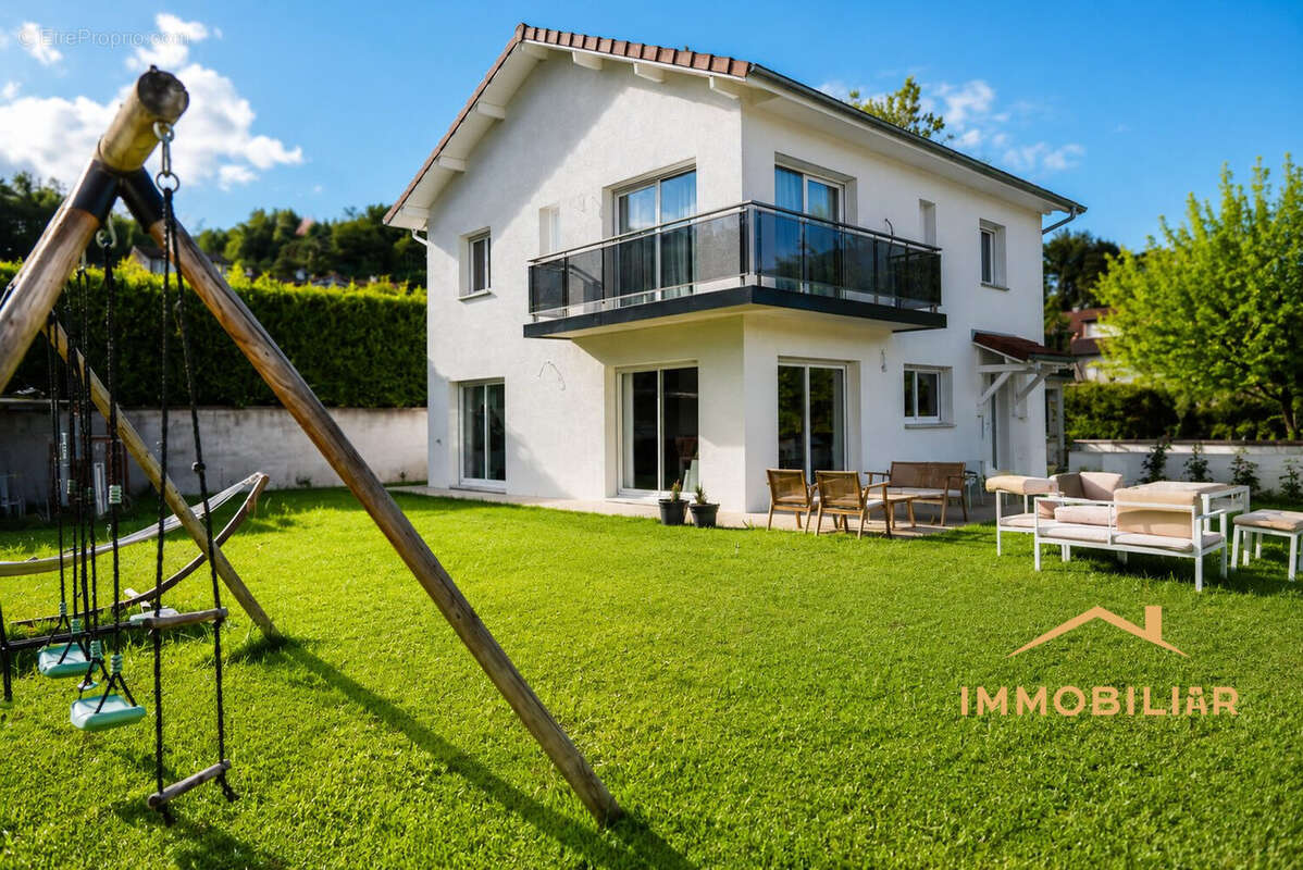 Maison à LANCRANS
