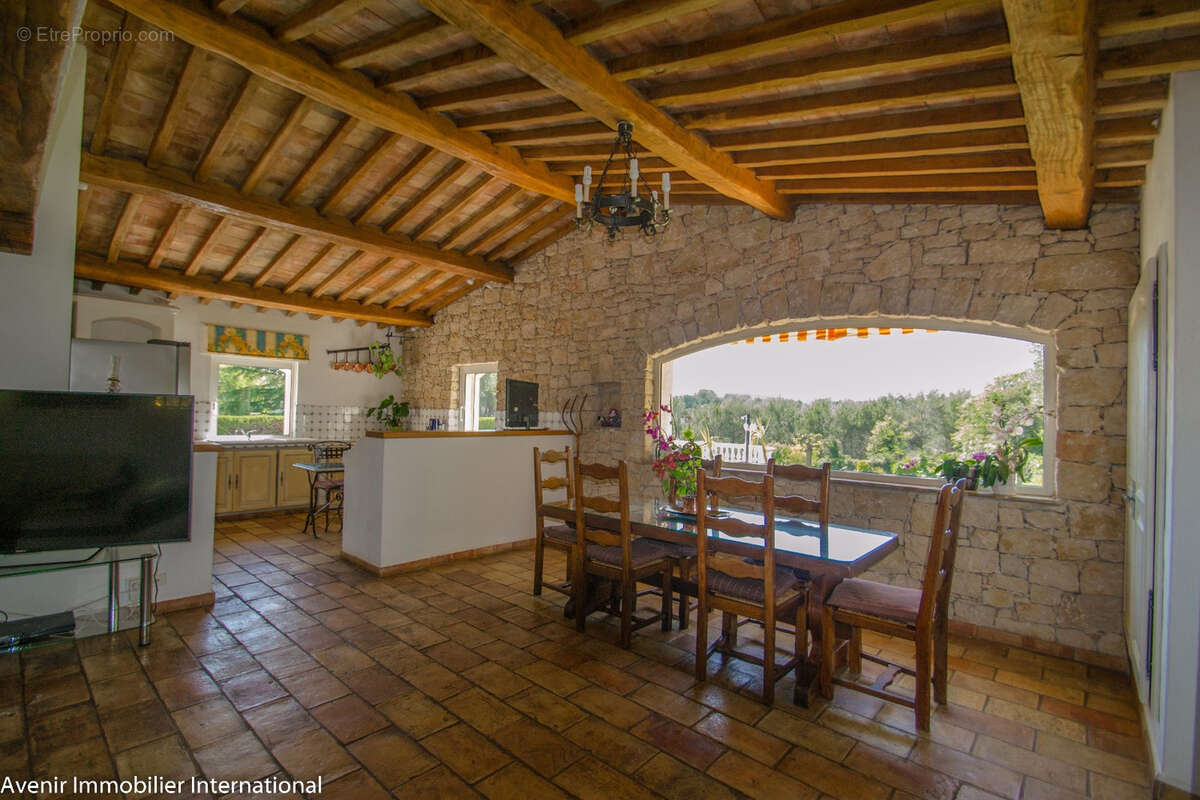 Maison à BIOT