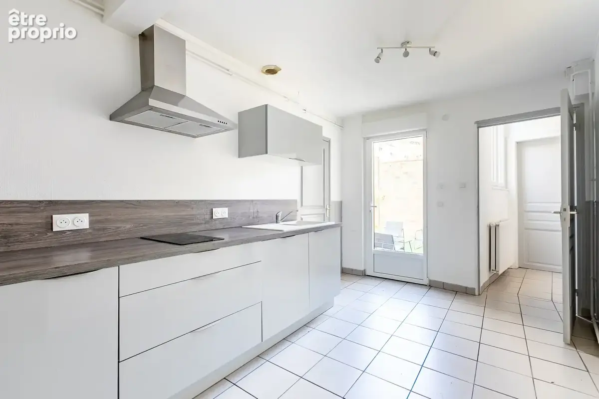 Immeuble 251 m2 de rapport bien placé en Hyper centre à vendre Soissons 02 dans l'Aisne - photo 25
