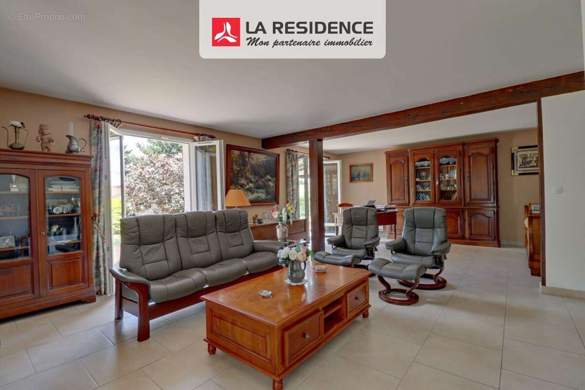 Maison à MONTFORT-L'AMAURY