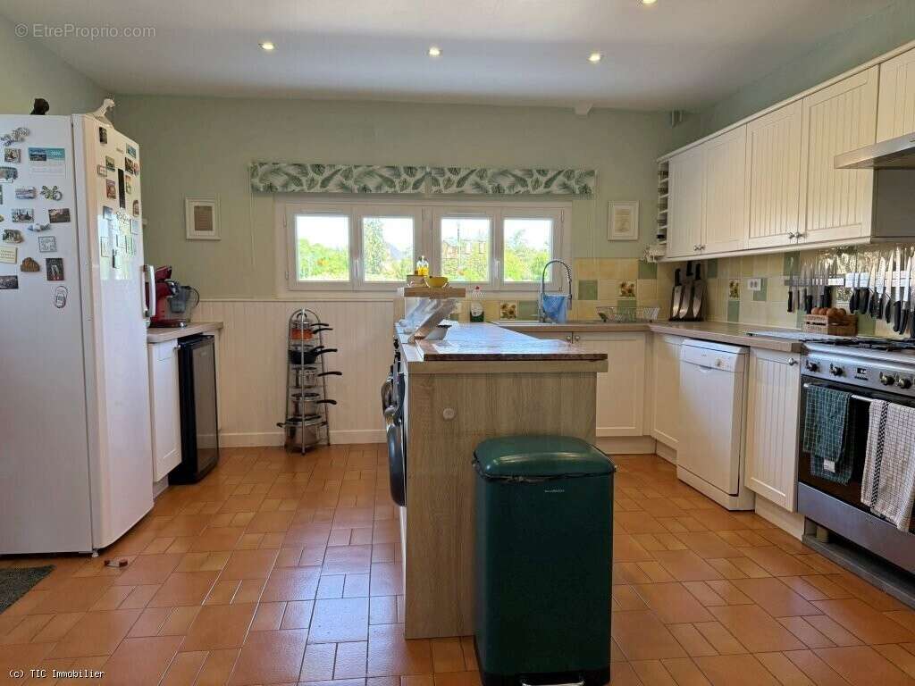 Longère de Charme XIX? Avec Piscine Chauffée et 4 Chambres - photo 10