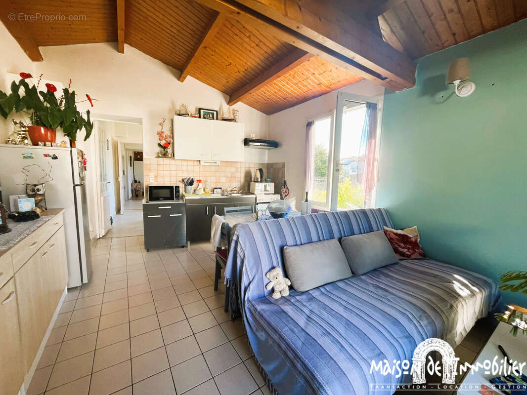 Maison à MESCHERS-SUR-GIRONDE