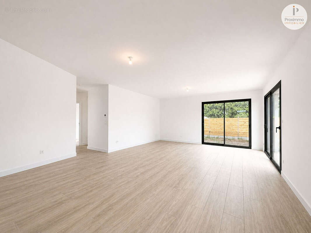 BAINS-SUR-OUST ? Maison contemporaine neuve de plain-pied ? 3 chambres ? Garage - photo 9
