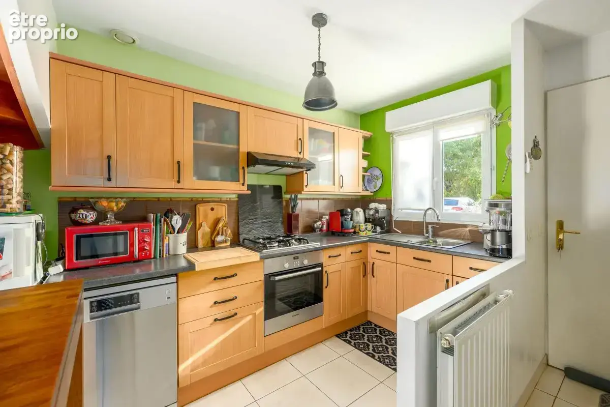 Proche centre ville - maison de 79.70 m² - 3 chambres  - jardin - garage - photo 5