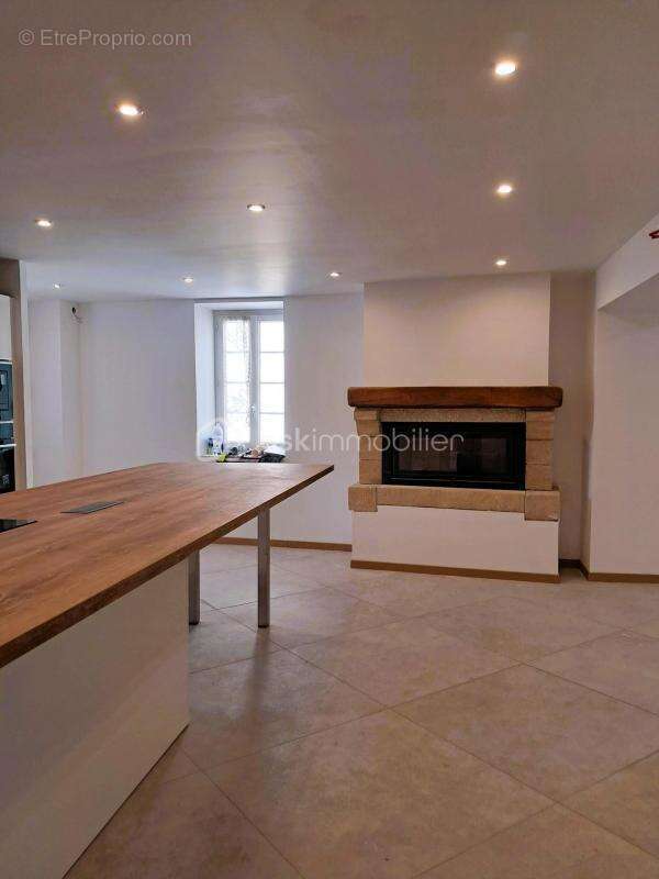 EXCLUSIVITÉ – Superbe maison de village de caractère entièrement rénovée – 180 m² de charme et de prestations haut de gamme - photo 8