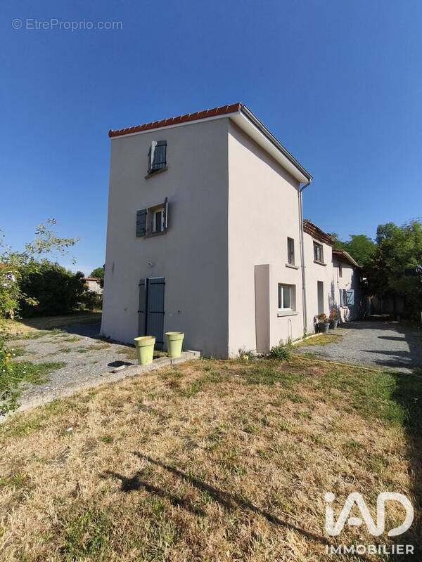 Photo 1 - Maison à LUSSAT