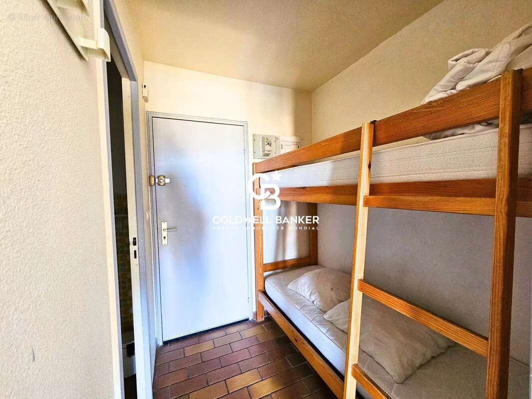 Appartement à SAINT-CYR-SUR-MER