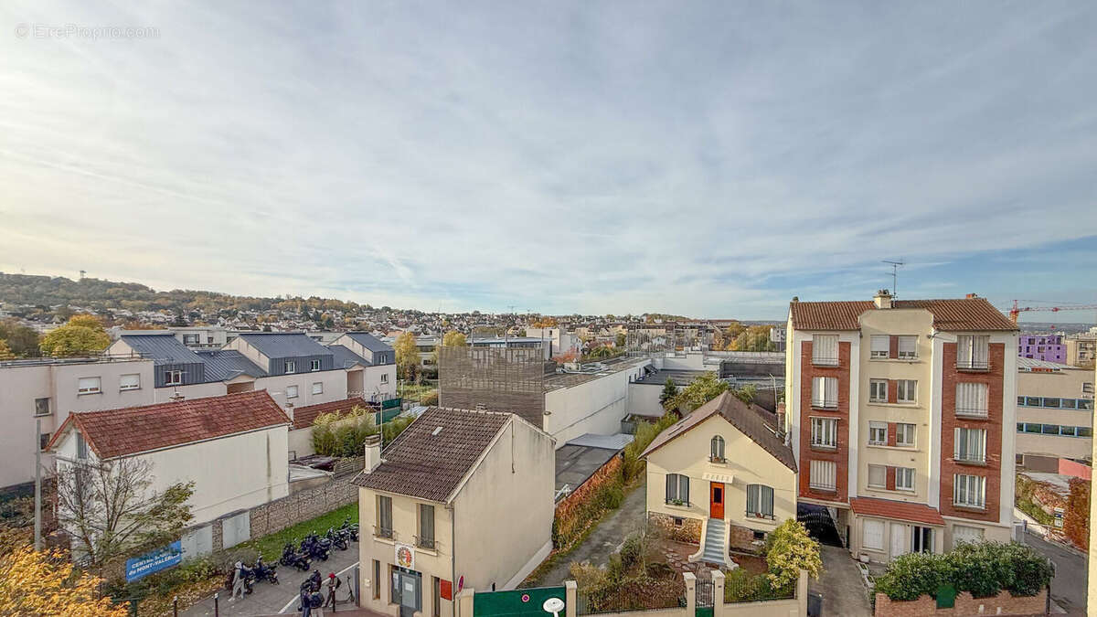 Appartement à NANTERRE