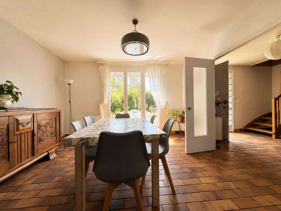 Maison à CLERMONT
