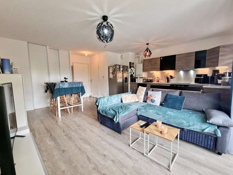 Appartement à CORBEIL-ESSONNES