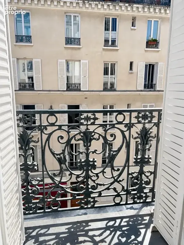 Jules Joffrin / Mairie du 18ᵉ   Appartement 2 pièces de 38 m2 vendu loué - photo 4