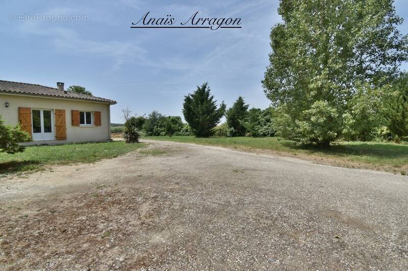 Maison plain pied - Cadre idyllique, nature préservée et potentiel rare à  MONTIGNAC DE LAUZUN (47) - photo 18