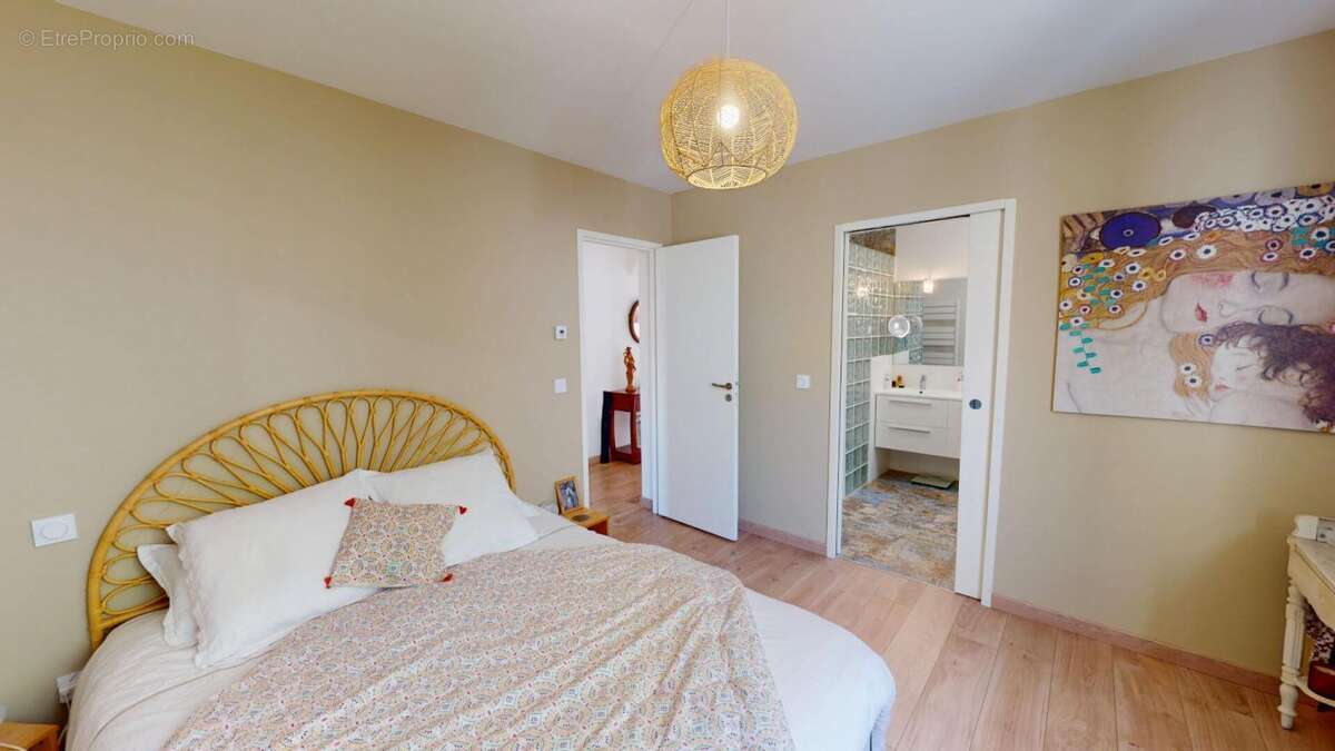 Maison à COURNONTERRAL