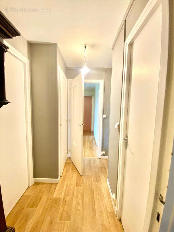 Appartement à FONTAINEBLEAU