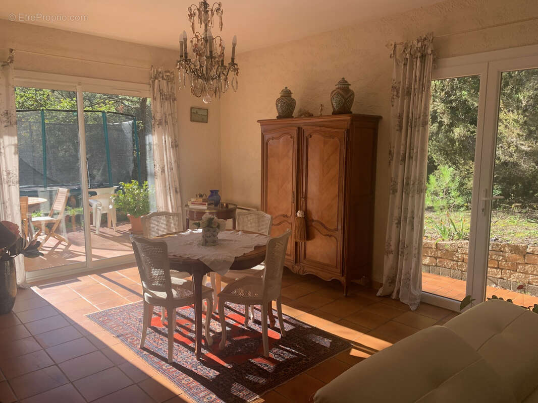 Maison à SIX-FOURS-LES-PLAGES