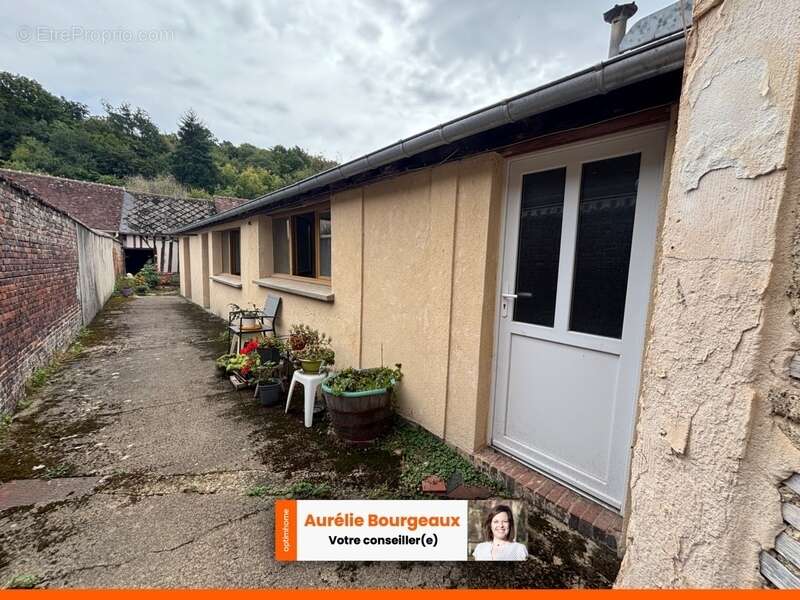 Appartement à LA FERRIERE-SUR-RISLE