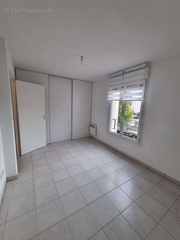 Appartement à SAINT-MARTIN-DE-CRAU