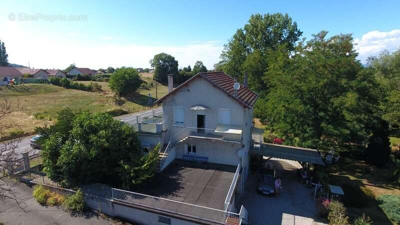 Maison à LES ABRETS