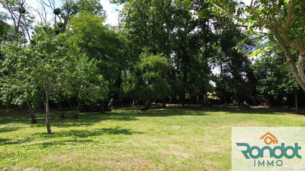 Terrain à FONTAINE-FRANCAISE
