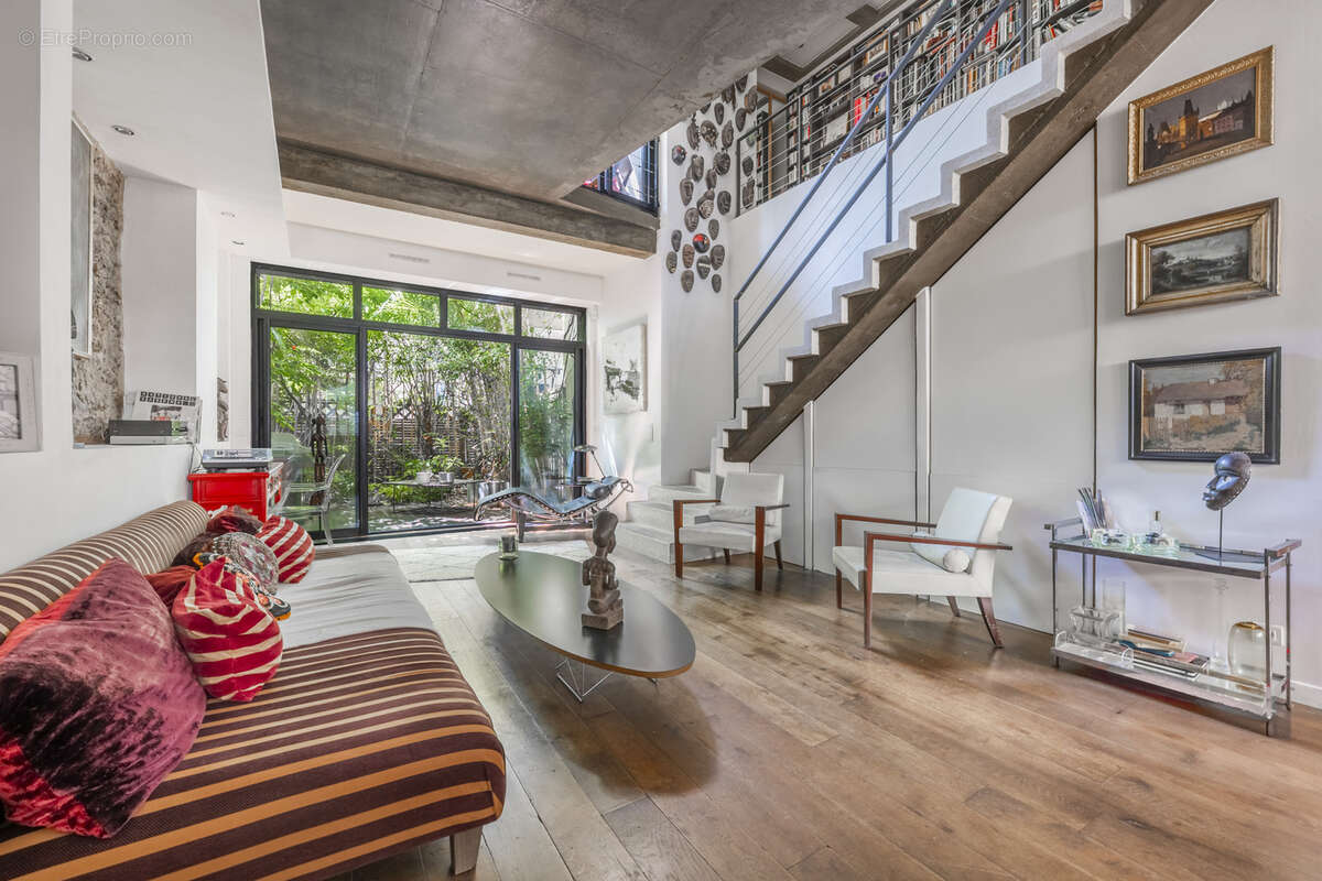 Maison à LEVALLOIS-PERRET