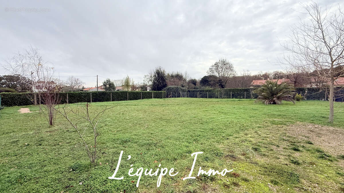 Terrain à PLAISANCE-DU-TOUCH